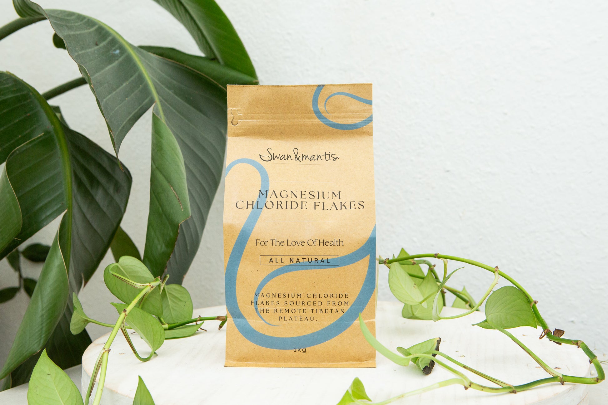 Magnesium Chloride Flakes 1kg - Swan and Mantis